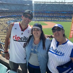 Meet your Posher, Stella